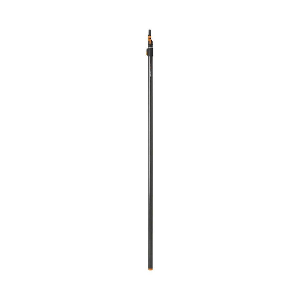 Fiskars 1000665 — Bisht teleskopik QuikFit L, 230–400 cm. Pamje e produktit.