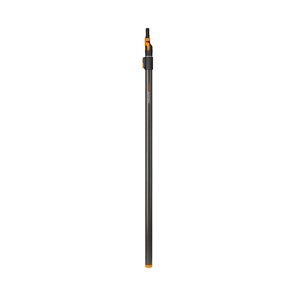 Fiskars 1000666 — Bisht teleskopik QuikFit M, 140–240 cm. Pamje e produktit.